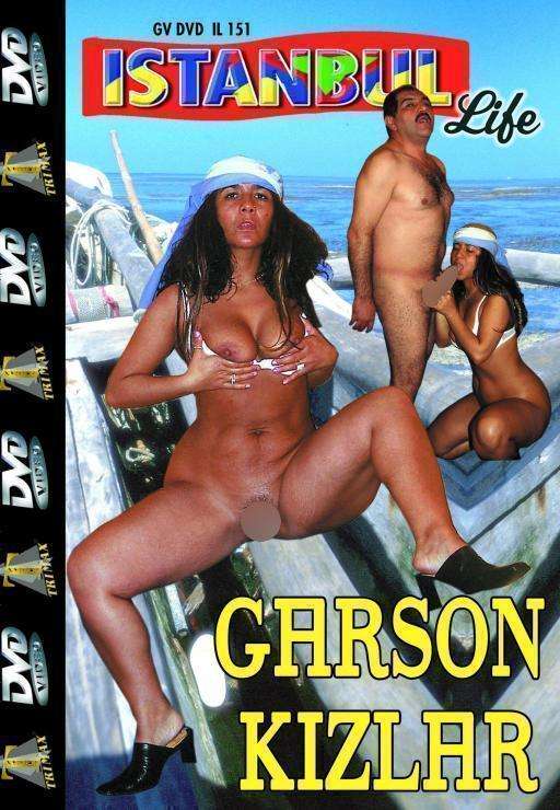 Istanbul Life Garson Kizlar